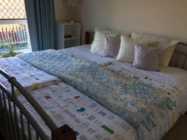 Theme Parks Amituofo Homestay 골드코스트 외부 사진